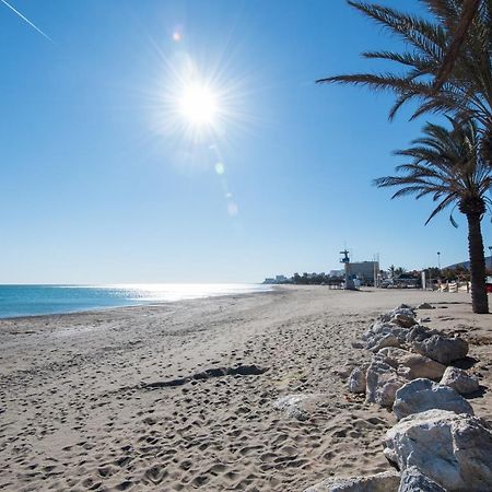 Alamar The Best Luxury Apartment On The Beach Торемолинос Екстериор снимка