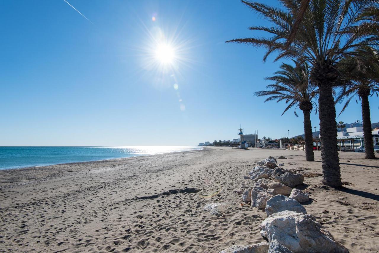 Alamar The Best Luxury Apartment On The Beach Торемолинос Екстериор снимка