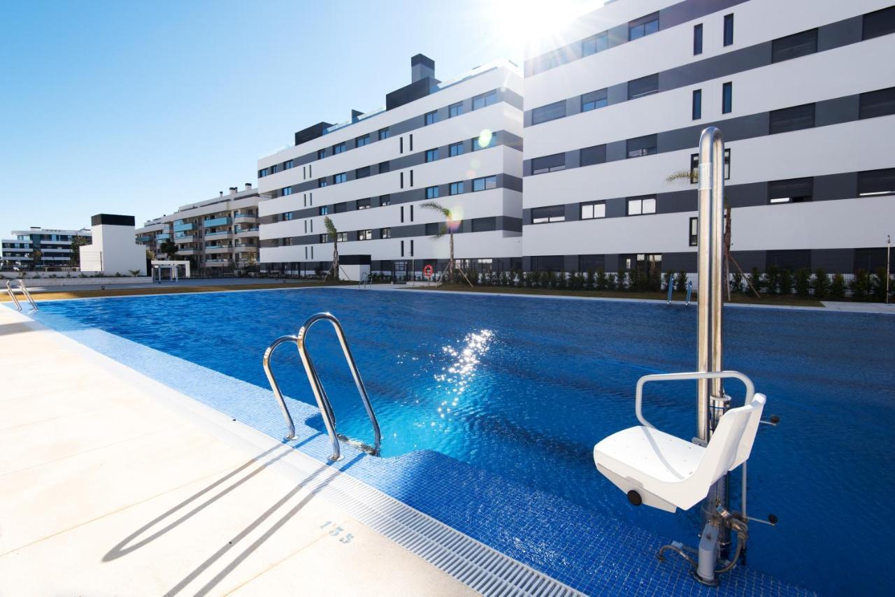 Alamar The Best Luxury Apartment On The Beach Торемолинос Екстериор снимка